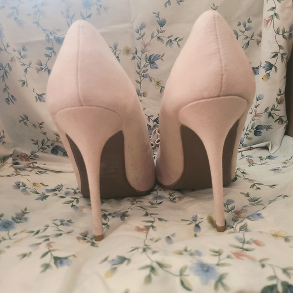 COPY - 2/$20- used Blush Pink size 8 high heels - Picture 4 of 4